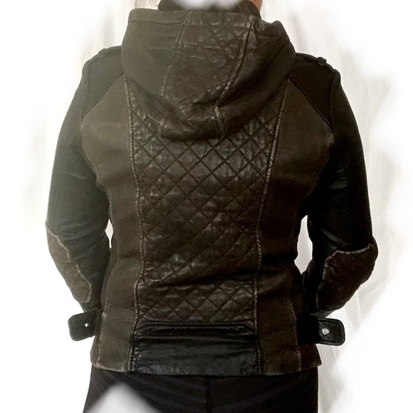 Michael Kors genuine leather brown hooded jacket, unique design, size medium - Picture 5 of 8